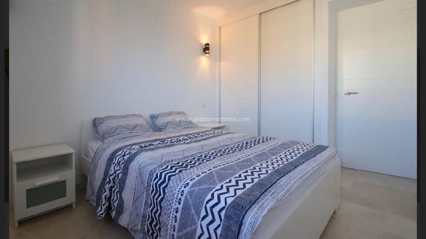 Resale - Apartment - Torrevieja - Punta Prima