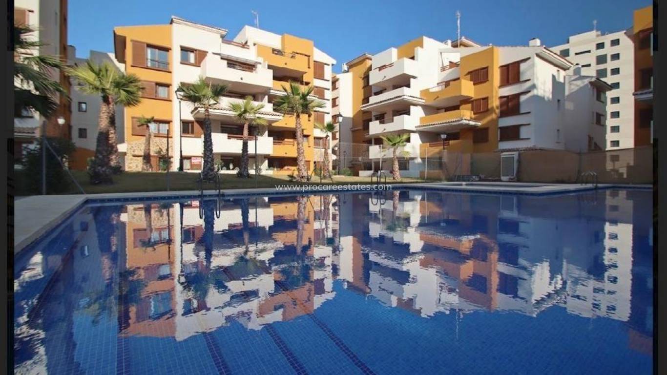 Resale - Apartment - Torrevieja - Punta Prima