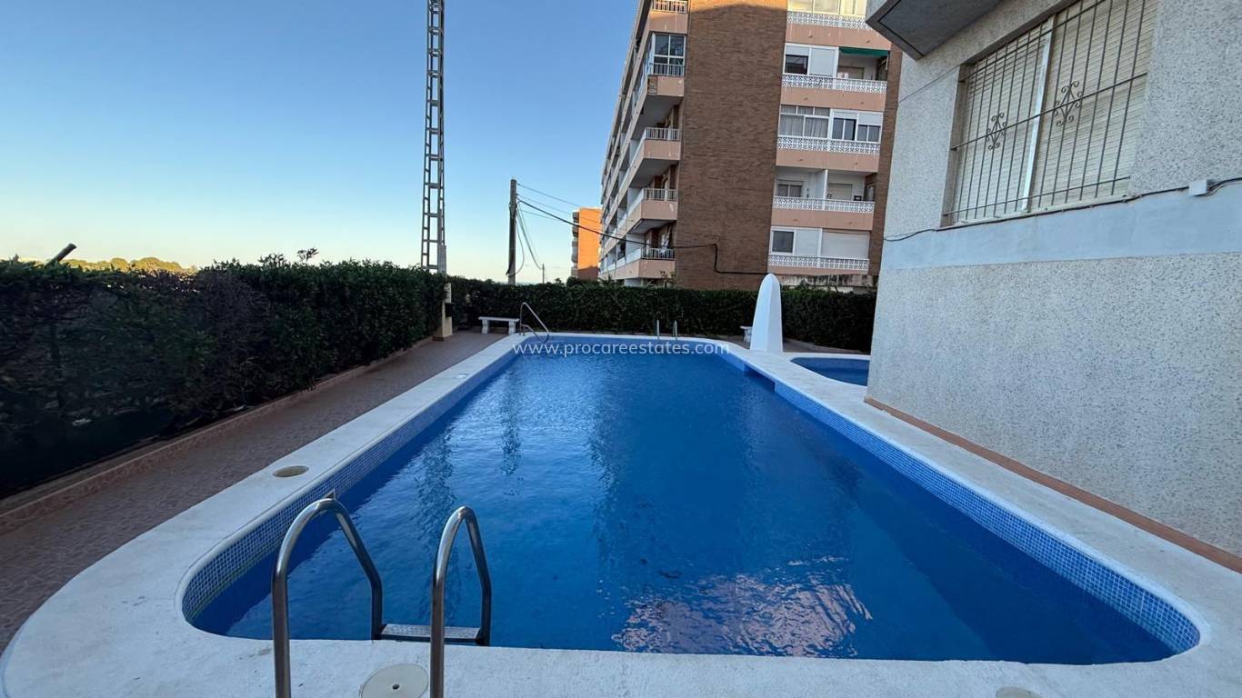 Resale - Apartment - Torrevieja - Punta Prima