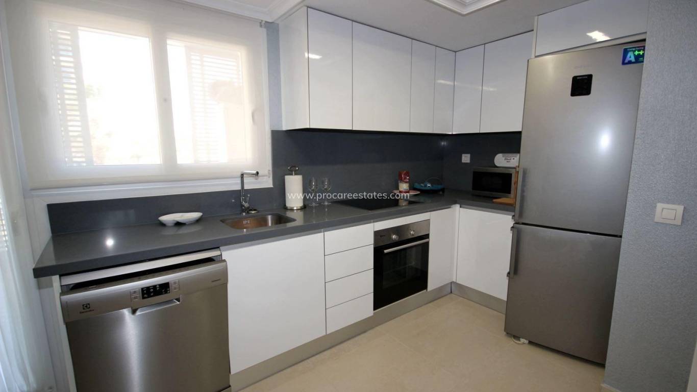 Resale - Apartment - Torrevieja - Punta Prima