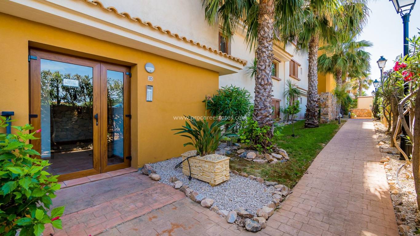 Resale - Apartment - Torrevieja - Punta Prima