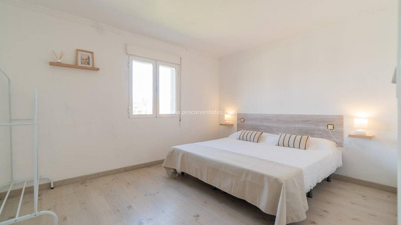 Resale - Apartment - Torrevieja - Punta Prima