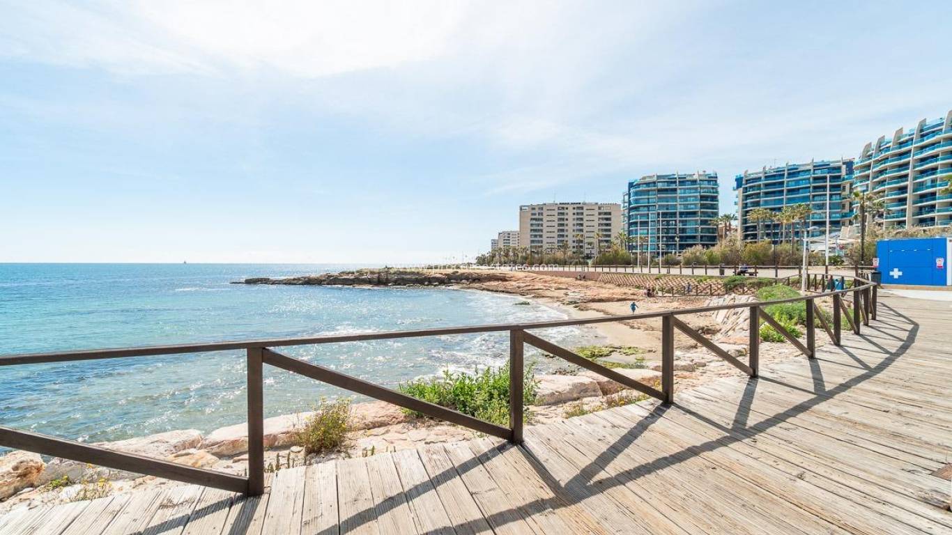 Resale - Apartment - Torrevieja - Punta Prima