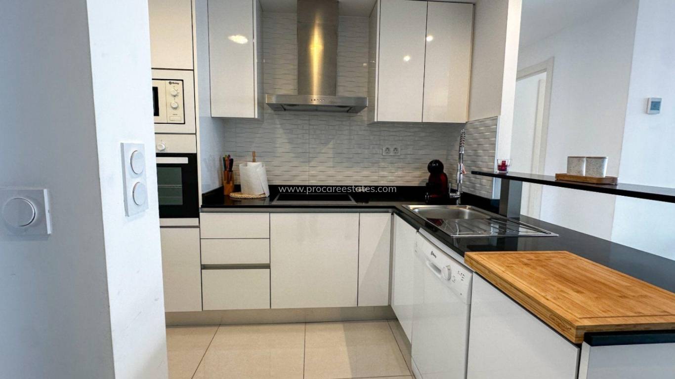 Resale - Apartment - Torrevieja - Punta Prima