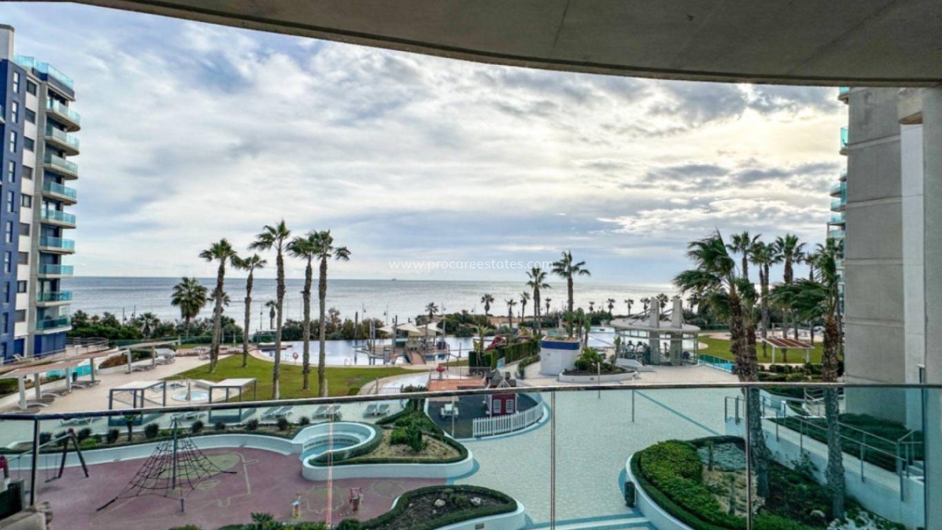 Resale - Apartment - Torrevieja - Punta Prima