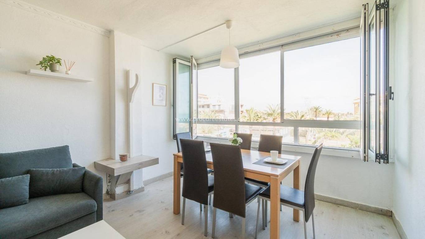 Resale - Apartment - Torrevieja - Punta Prima