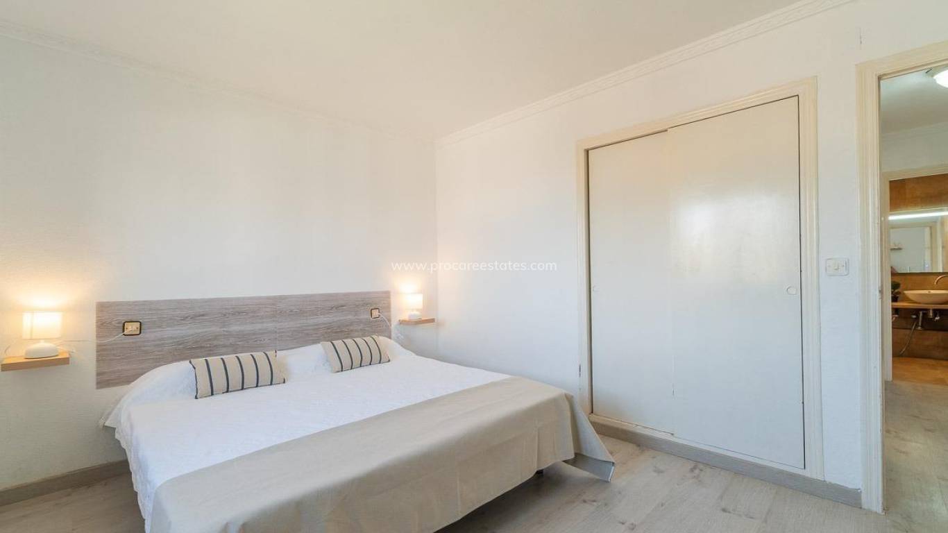 Resale - Apartment - Torrevieja - Punta Prima