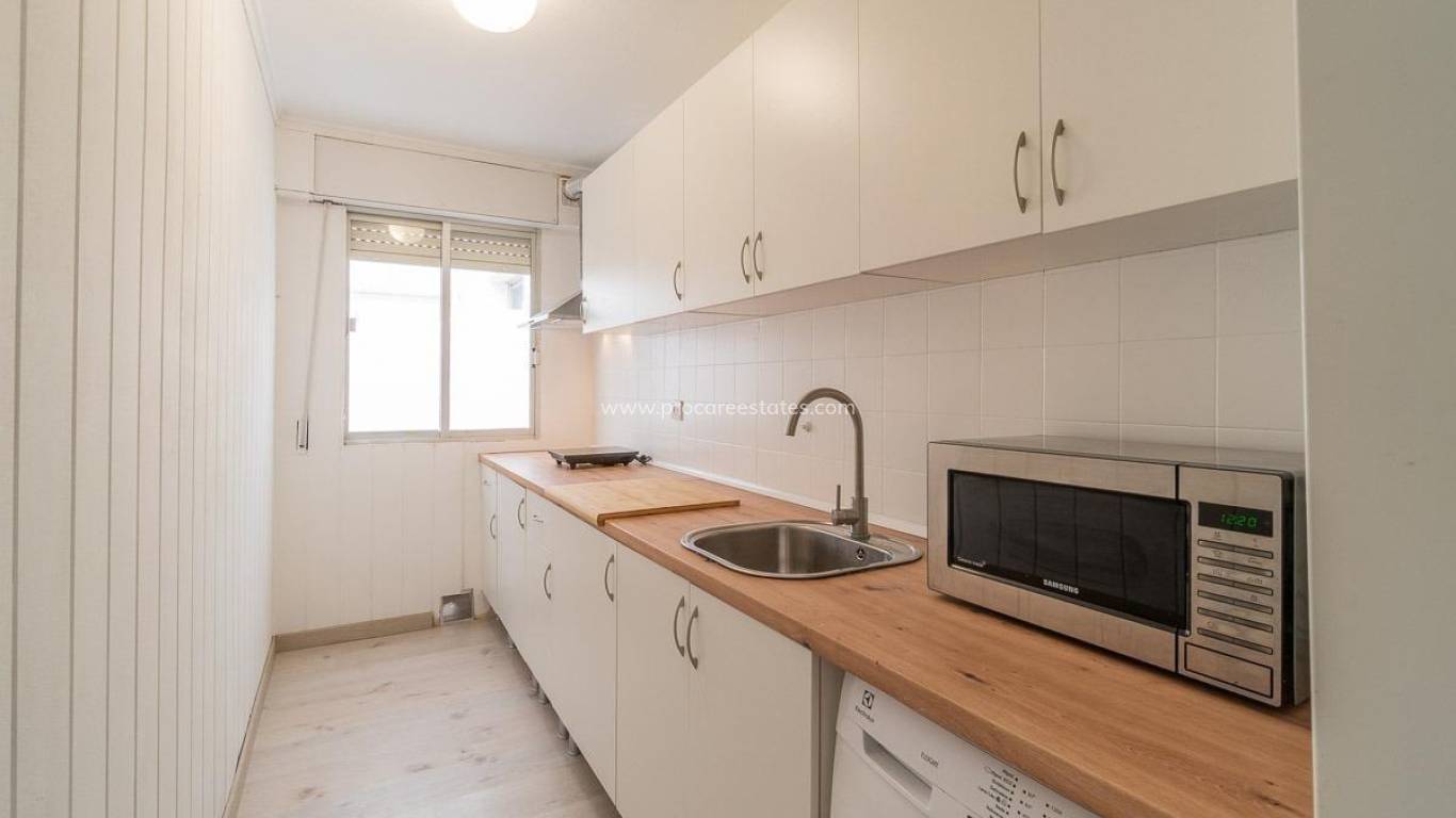 Resale - Apartment - Torrevieja - Punta Prima