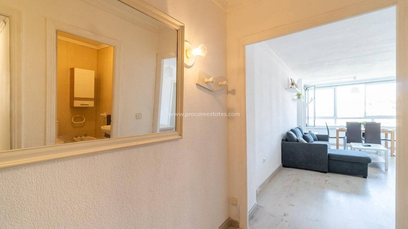 Resale - Apartment - Torrevieja - Punta Prima