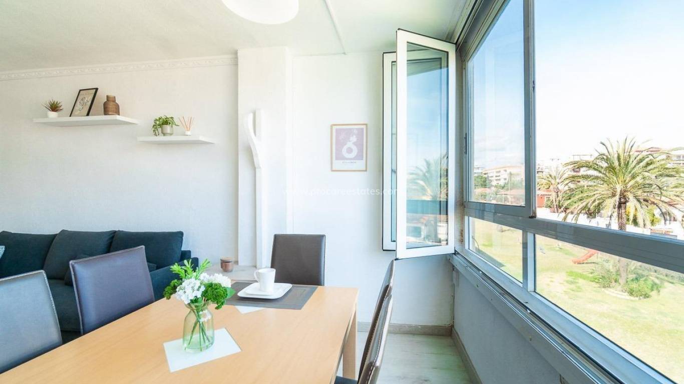 Resale - Apartment - Torrevieja - Punta Prima