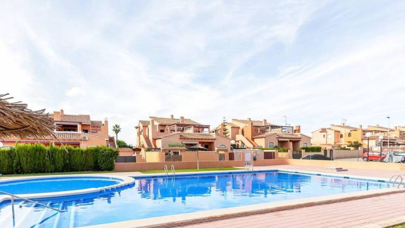 Resale - Apartment - Torrevieja - Torrejón