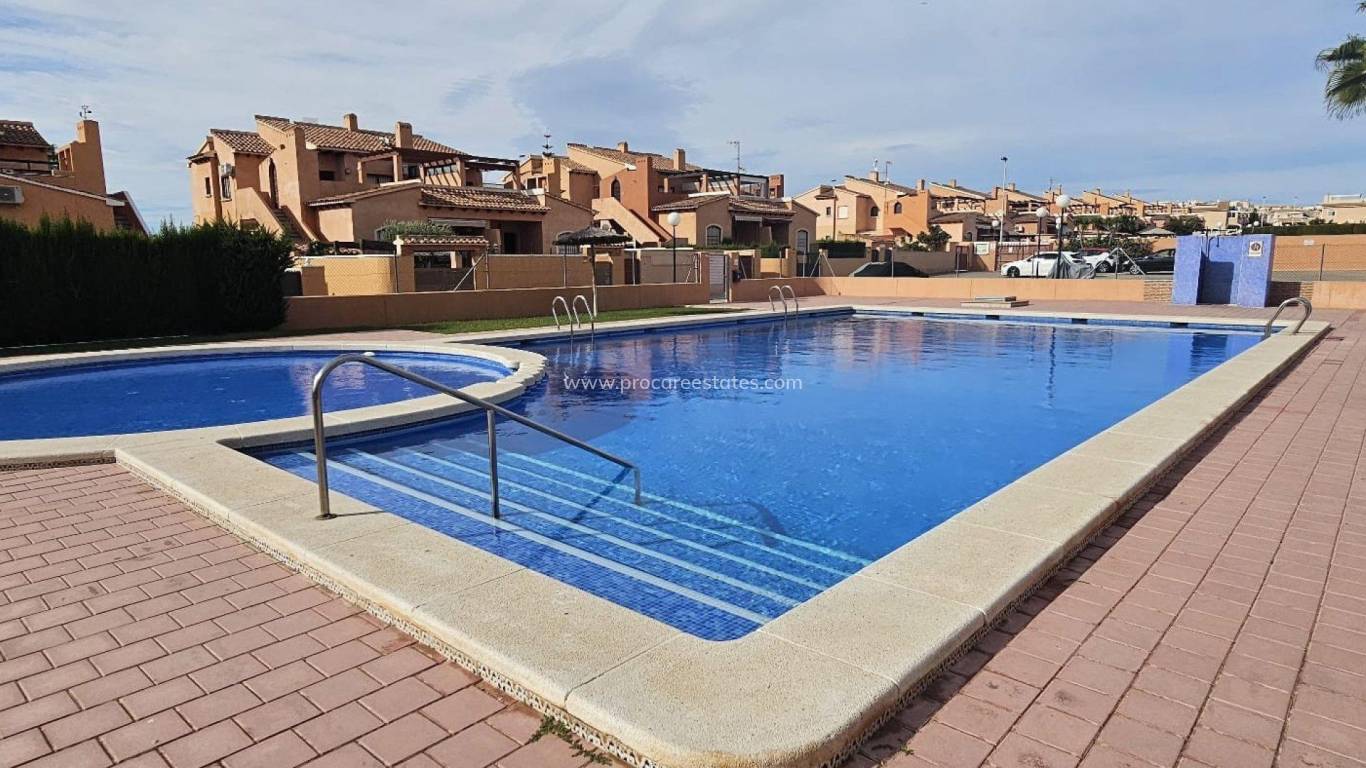 Resale - Apartment - Torrevieja - Torrejón