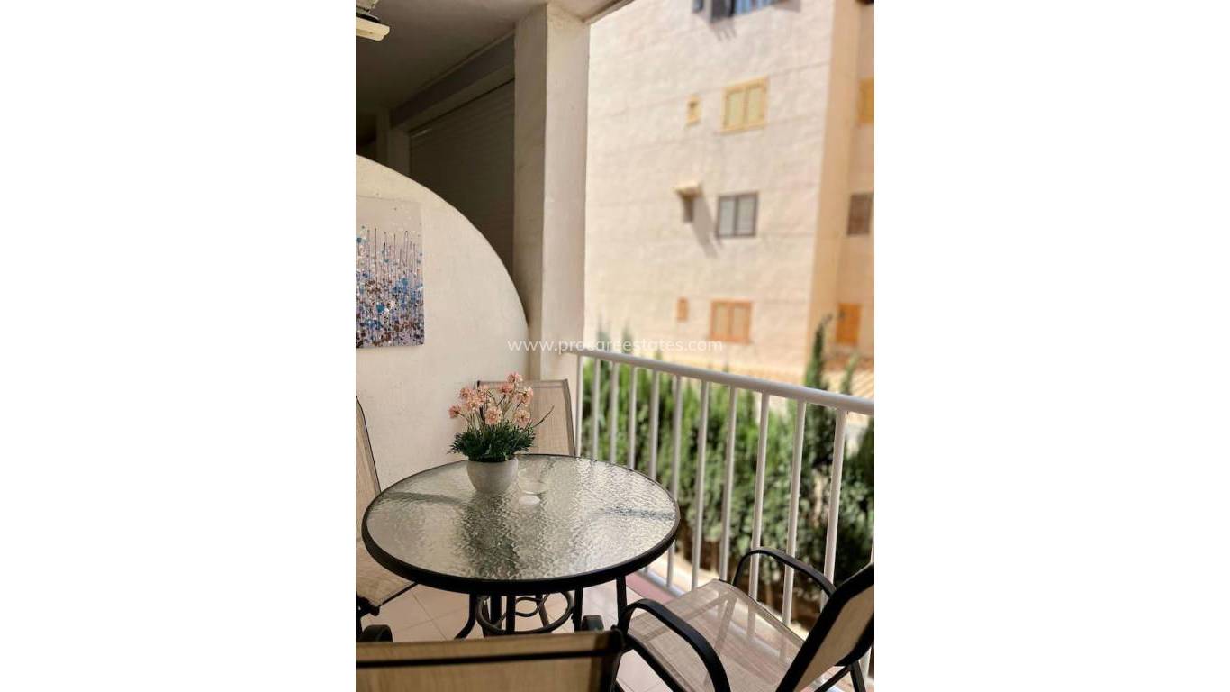 Resale - Apartment - Torrevieja - Torrejón