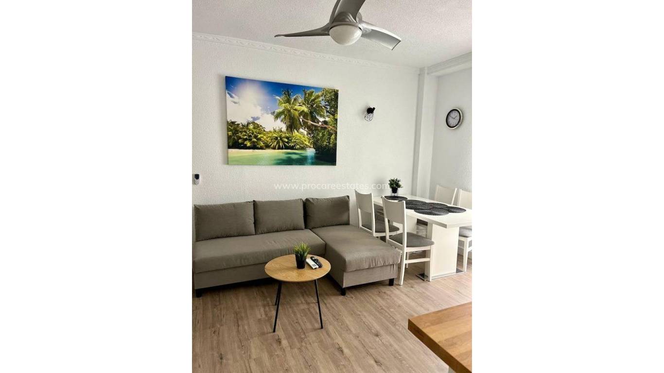 Resale - Apartment - Torrevieja - Torrejón