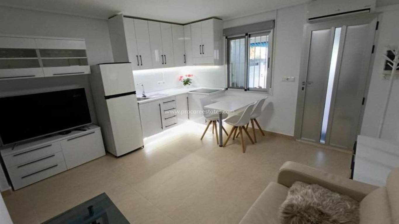 Resale - Apartment - Torrevieja - Torreta-Florida