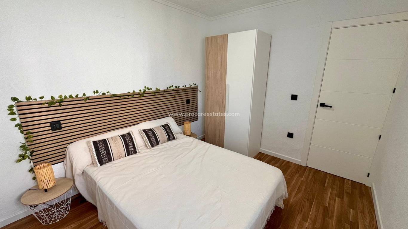 Resale - Apartment - Torrevieja - Torreta-Florida