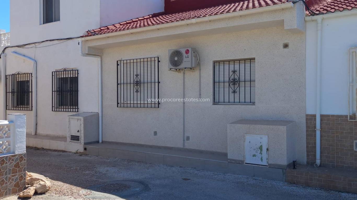 Resale - Apartment - Torrevieja - Torreta-Florida