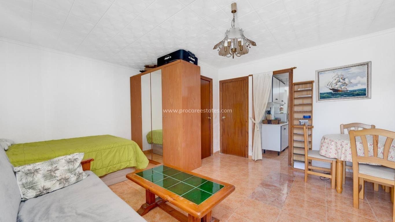 Resale - Apartment - Torrevieja - Torreta-Florida