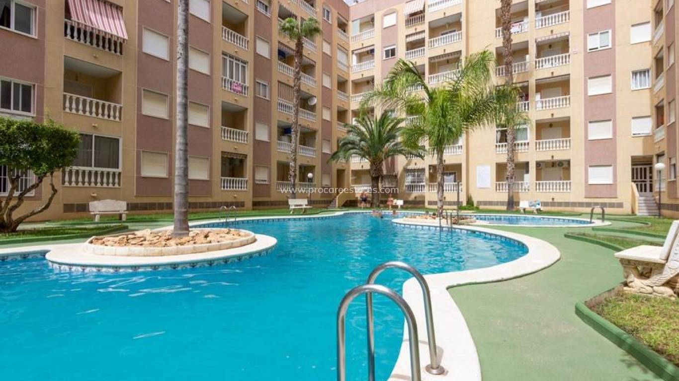 Resale - Apartment - Torrevieja - Torrevieja Center