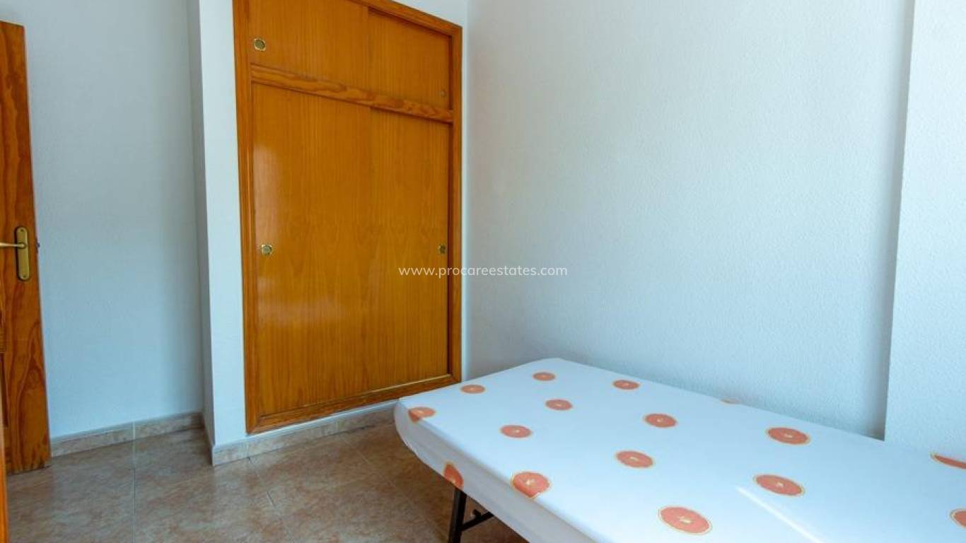 Resale - Apartment - Torrevieja - Torrevieja Center