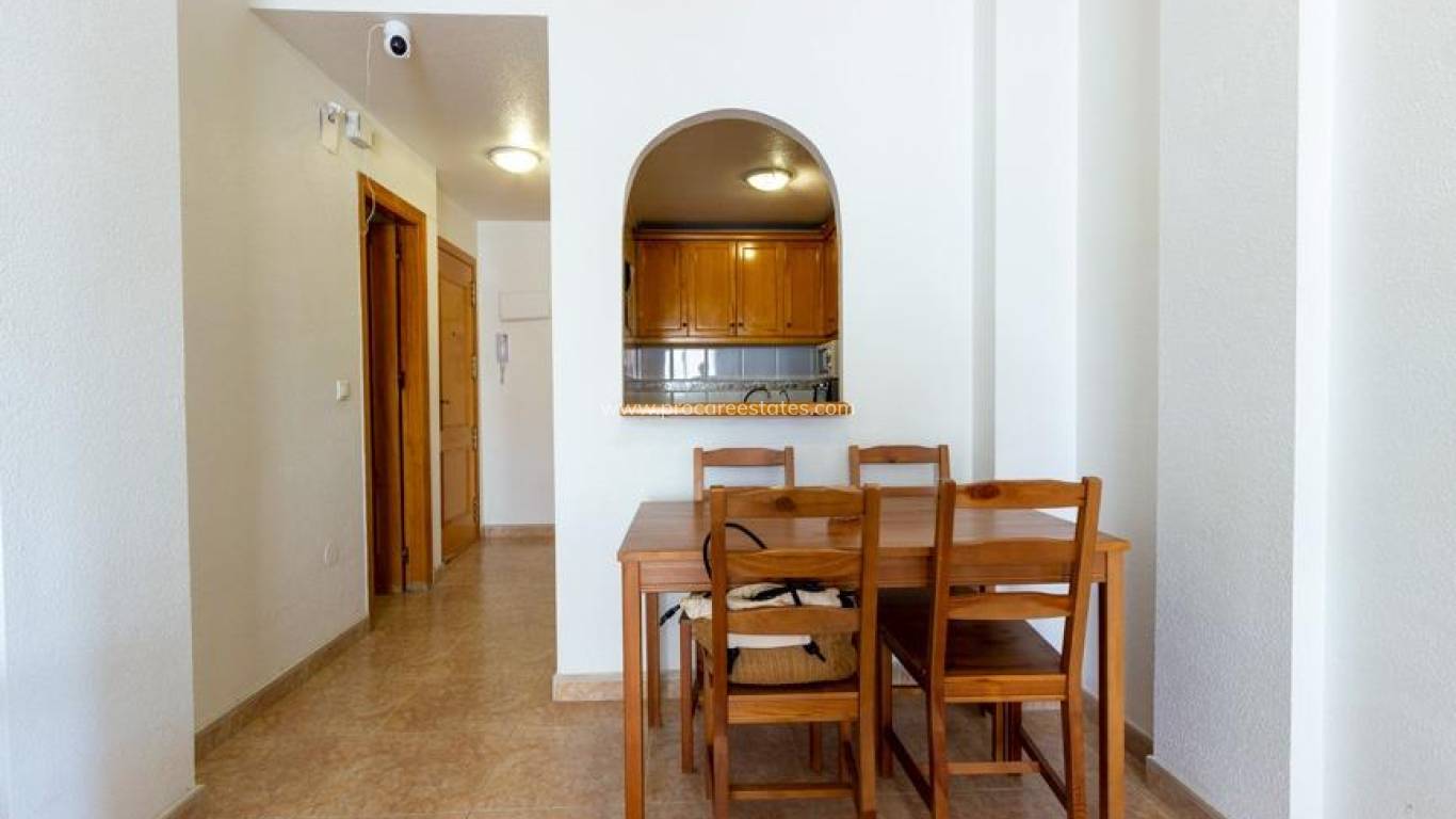 Resale - Apartment - Torrevieja - Torrevieja Center