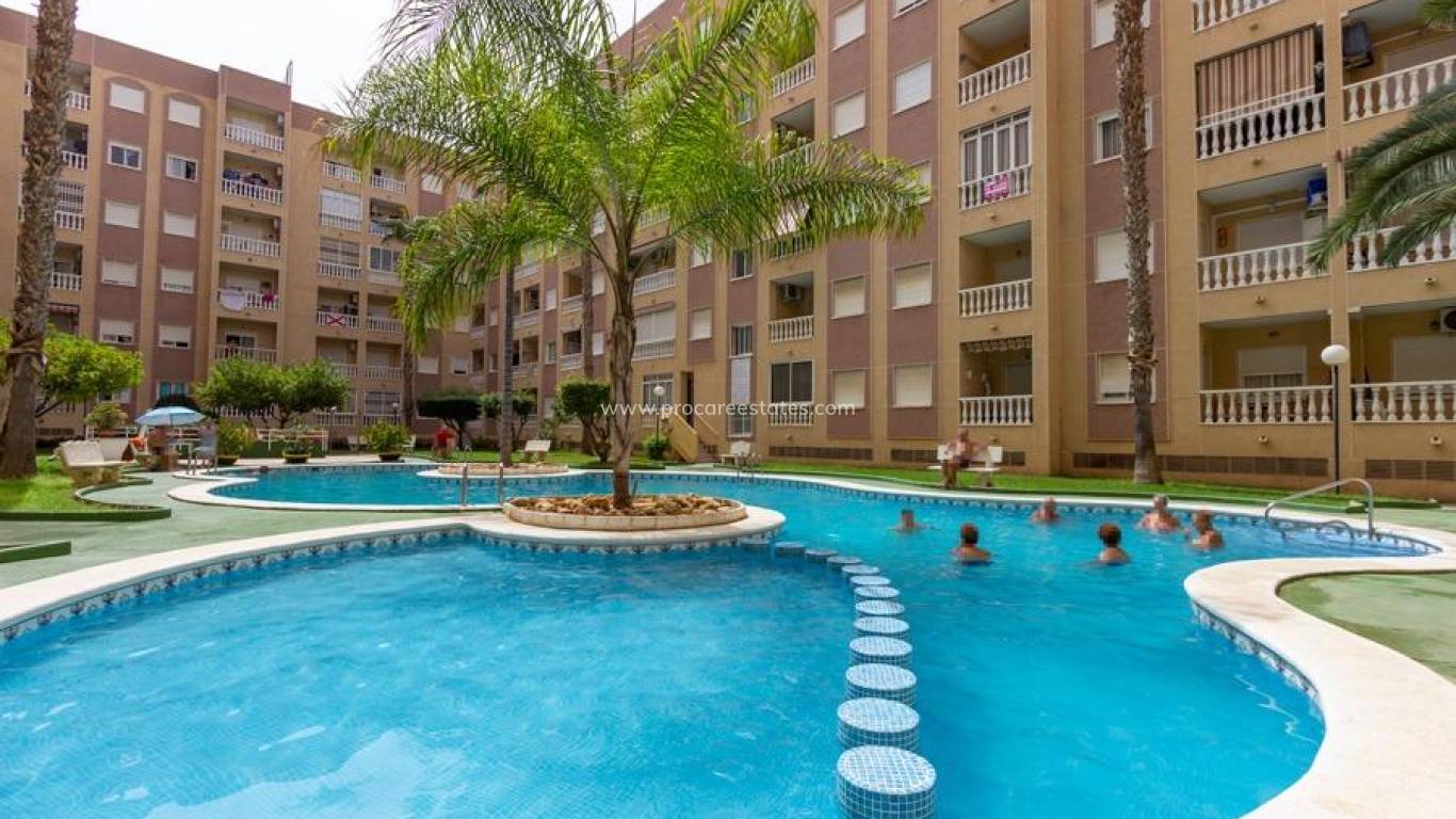 Resale - Apartment - Torrevieja - Torrevieja Center