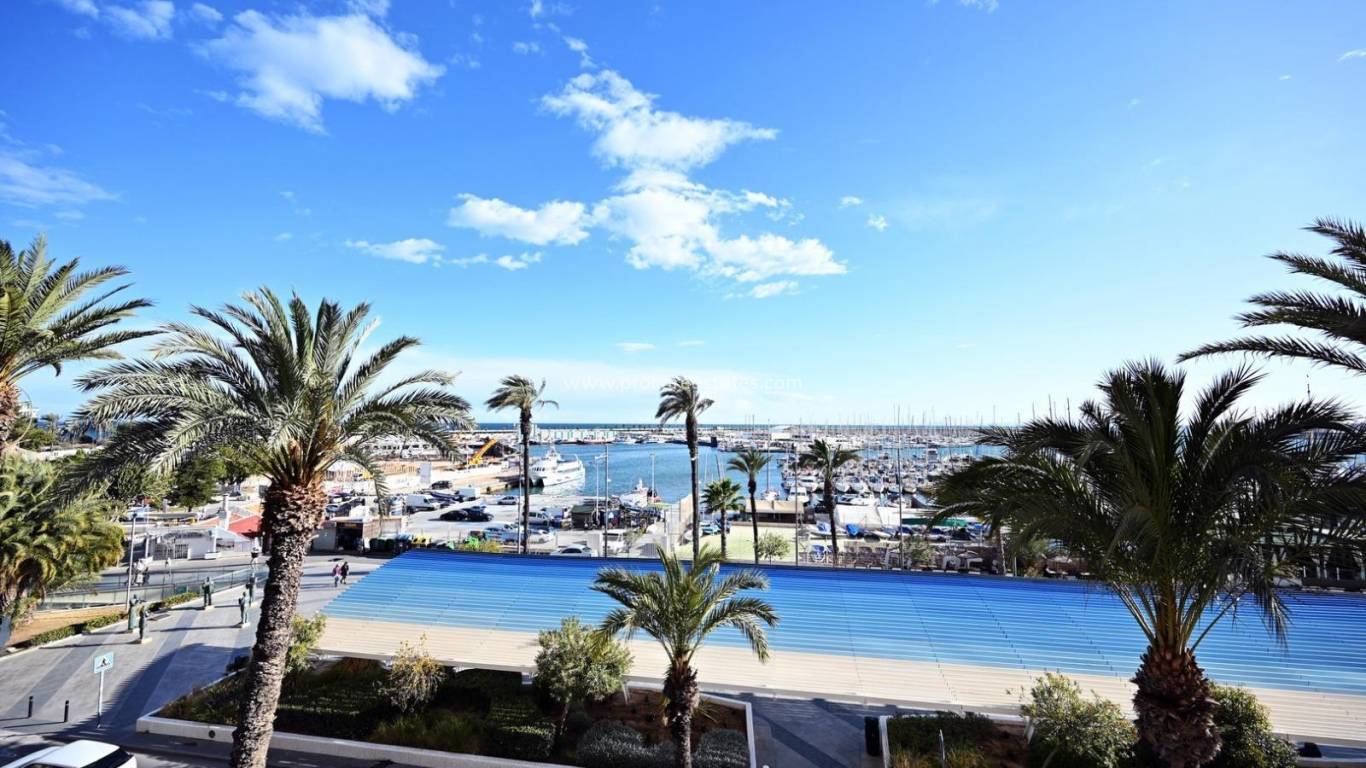 Resale - Apartment - Torrevieja - Torrevieja Center