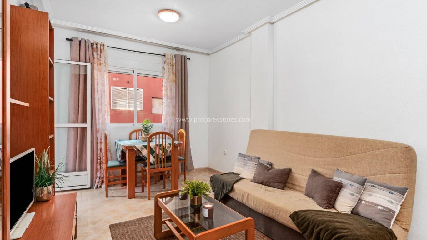 Resale - Apartment - Torrevieja - Torrevieja Center