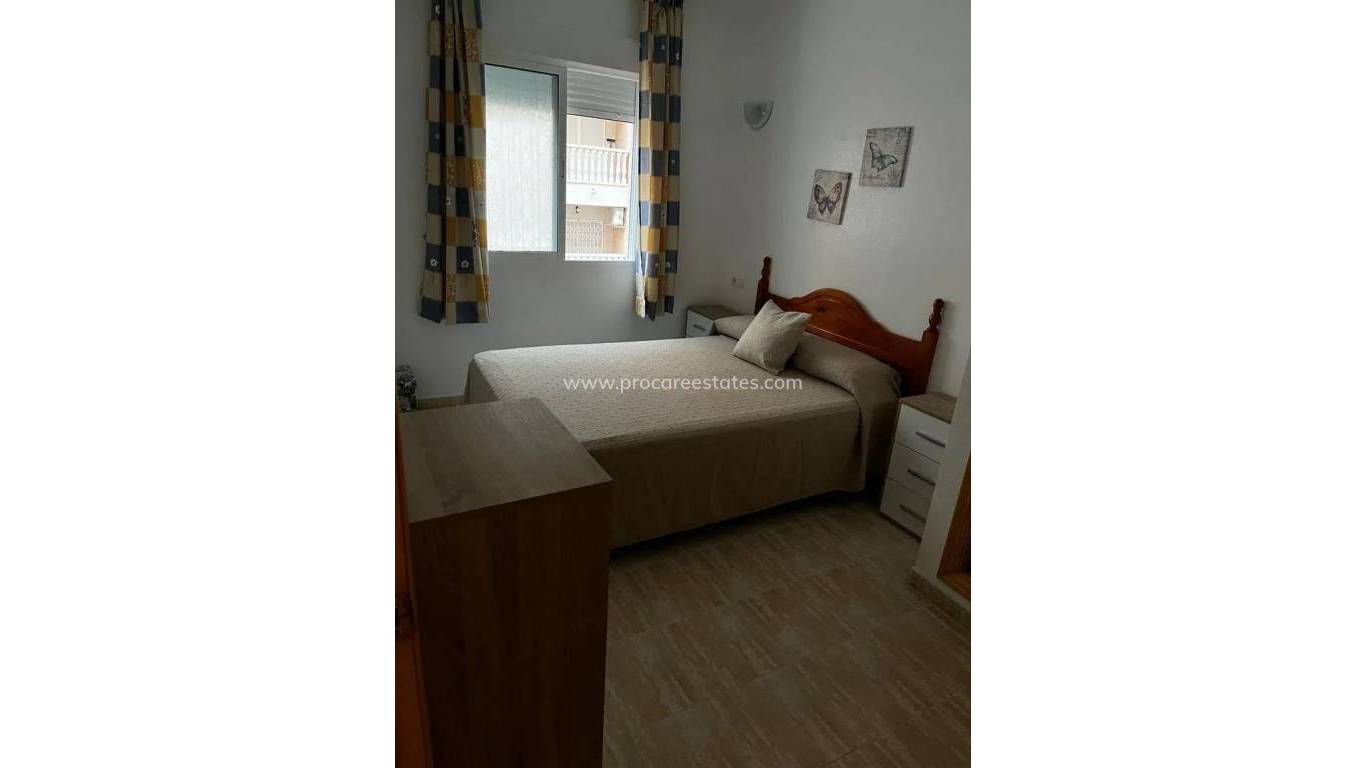 Resale - Apartment - Torrevieja - Torrevieja Center