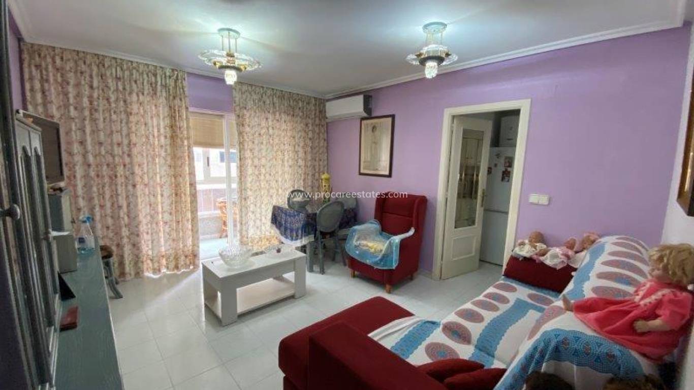 Resale - Apartment - Torrevieja - Torrevieja Center