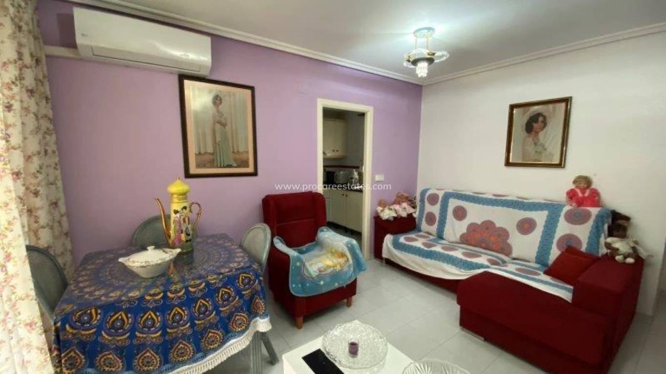 Resale - Apartment - Torrevieja - Torrevieja Center