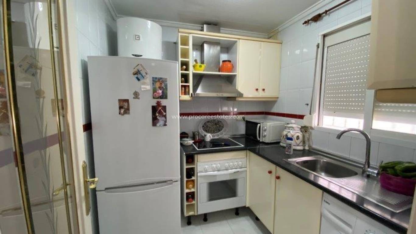 Resale - Apartment - Torrevieja - Torrevieja Center