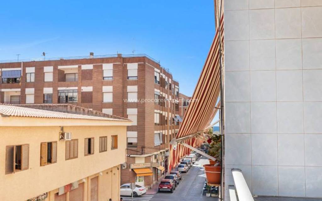 Resale - Apartment - Torrevieja - Torrevieja Center