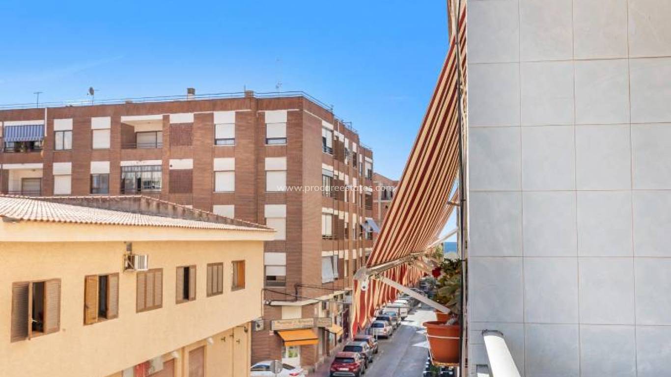 Resale - Apartment - Torrevieja - Torrevieja Center