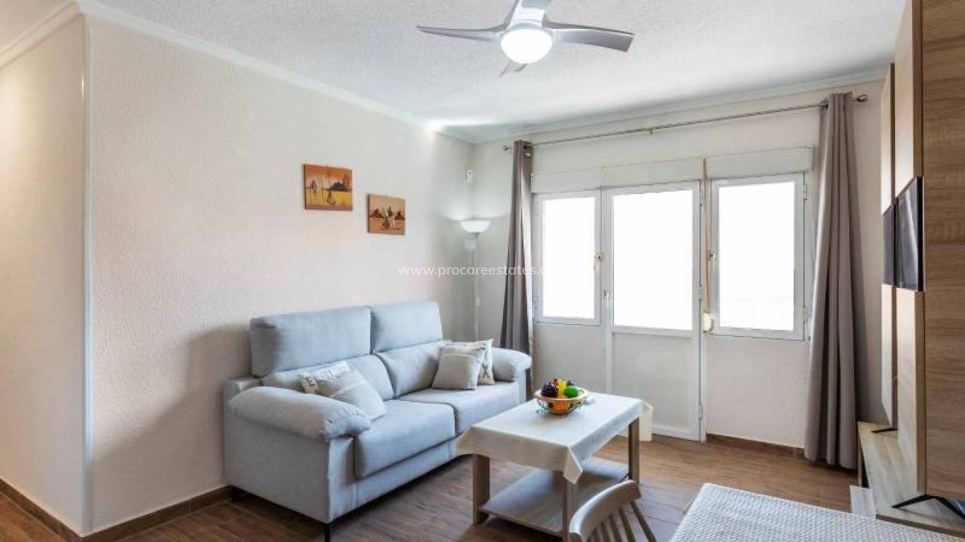 Resale - Apartment - Torrevieja - Torrevieja Center