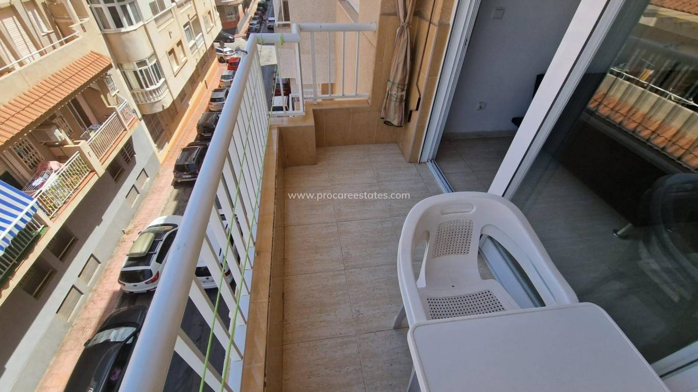 Resale - Apartment - Torrevieja - Torrevieja Center