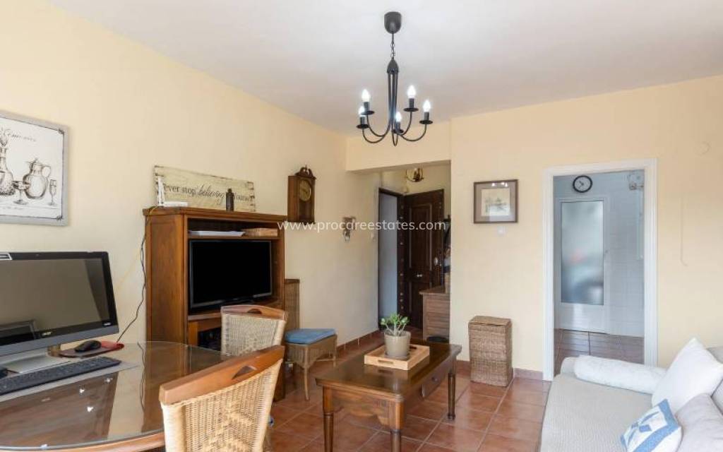 Resale - Apartment - Torrevieja - Torrevieja Center