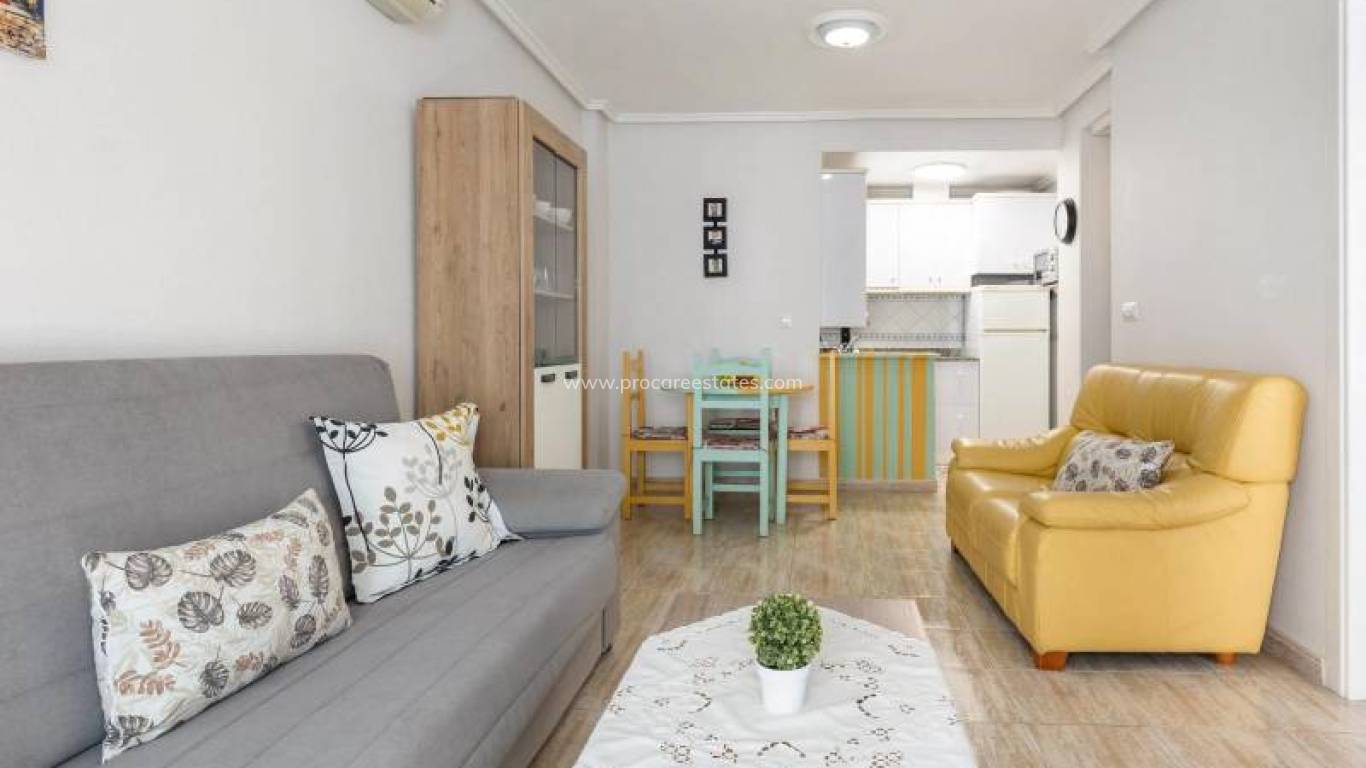 Resale - Apartment - Torrevieja - Torrevieja Center