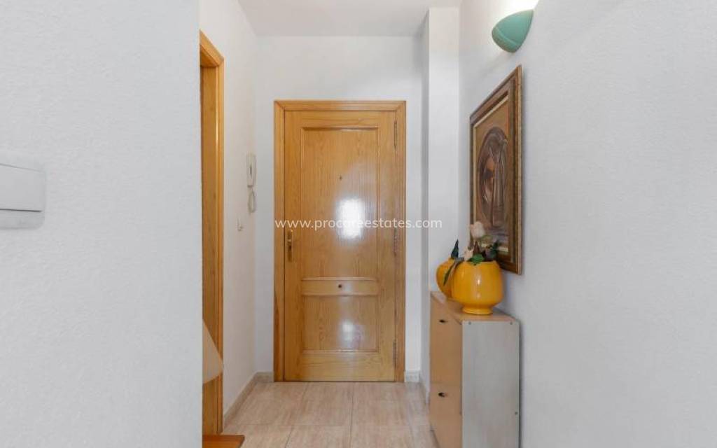 Resale - Apartment - Torrevieja - Torrevieja Center