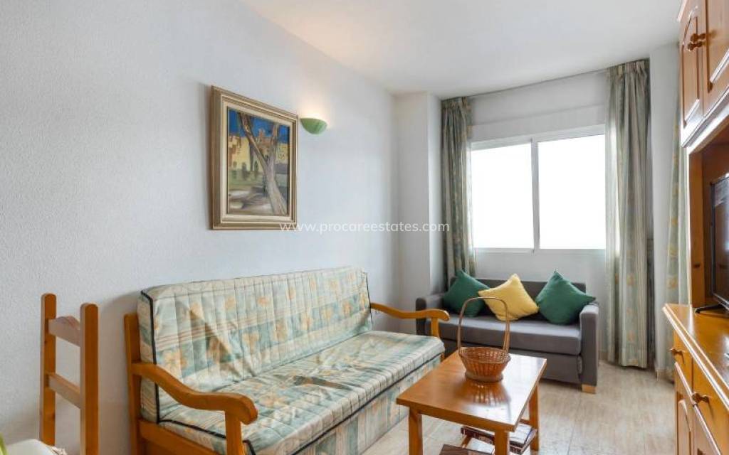 Resale - Apartment - Torrevieja - Torrevieja Center