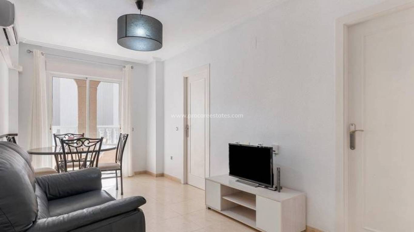 Resale - Apartment - Torrevieja - Torrevieja Center