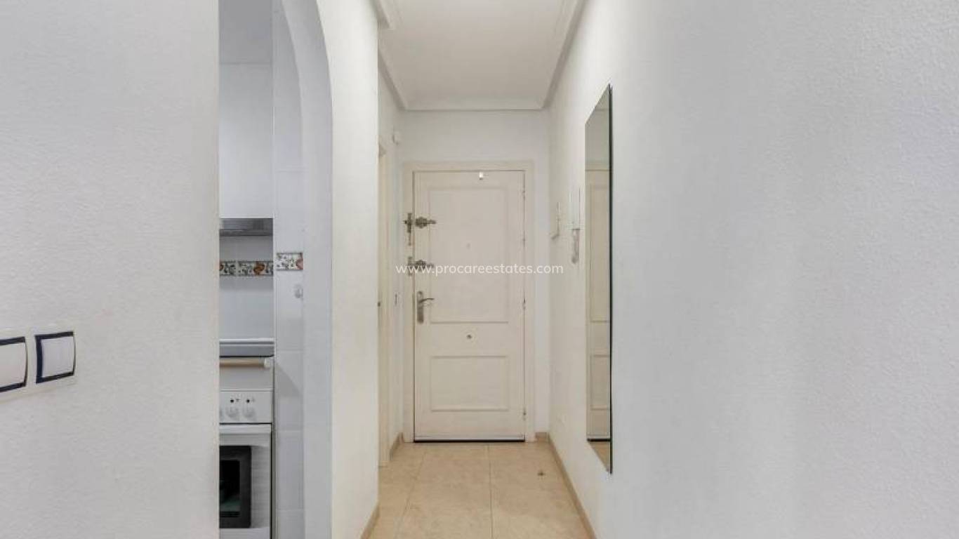 Resale - Apartment - Torrevieja - Torrevieja Center