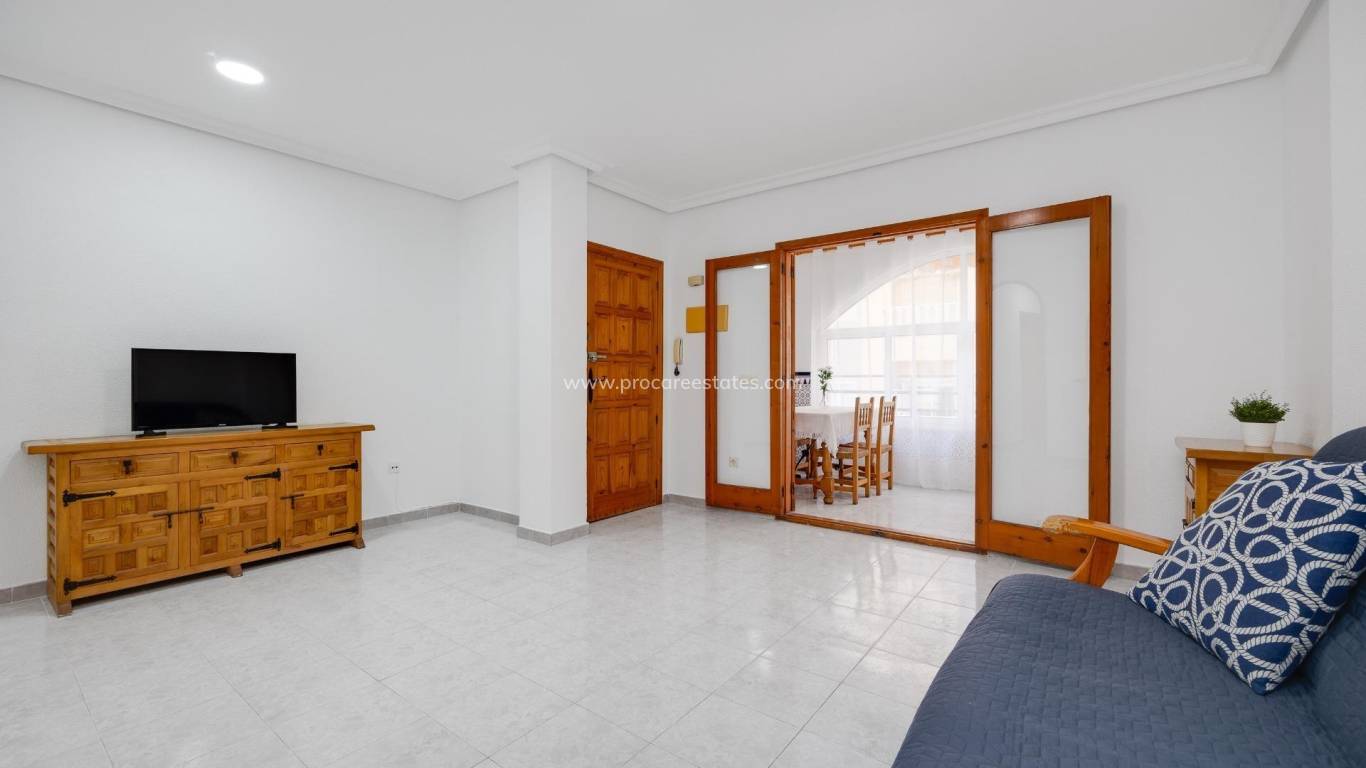 Resale - Apartment - Torrevieja - Torrevieja Center