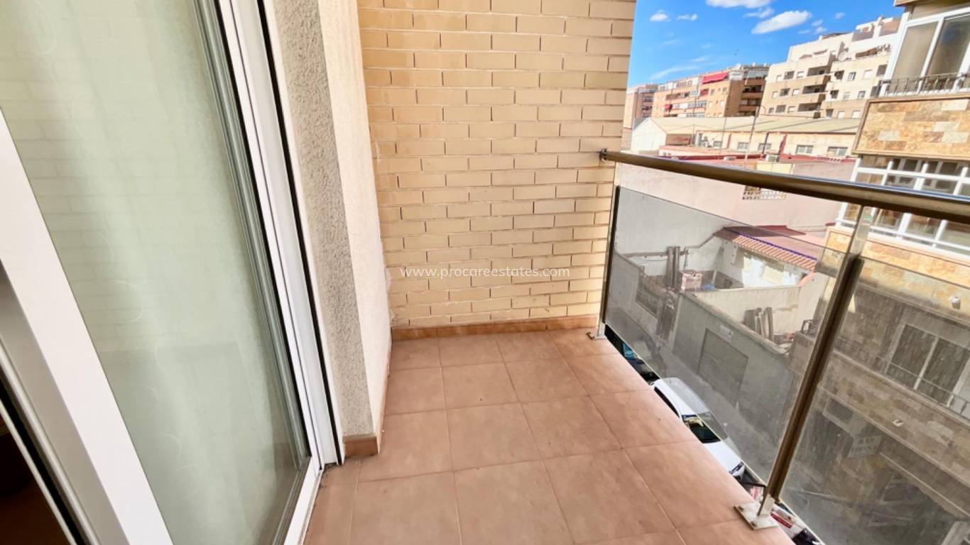 Resale - Apartment - Torrevieja - Torrevieja Center