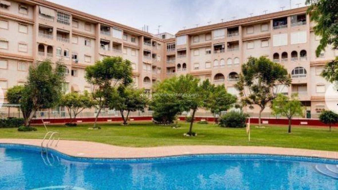 Resale - Apartment - Torrevieja - Torrevieja Center