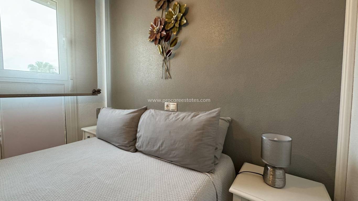 Resale - Apartment - Torrevieja - Torrevieja Center