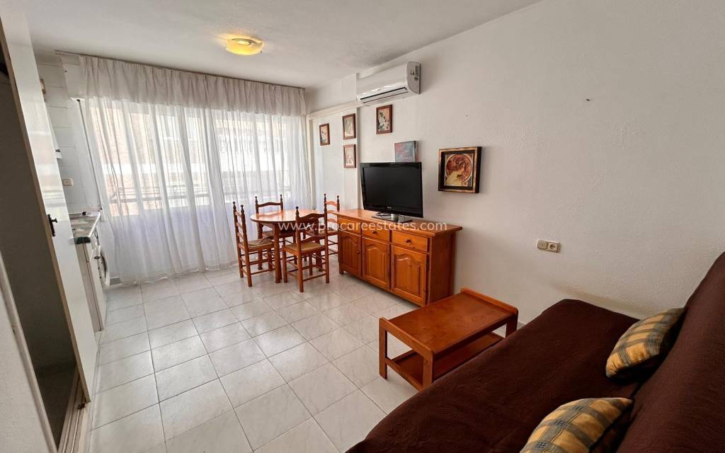 Resale - Apartment - Torrevieja - Torrevieja Center