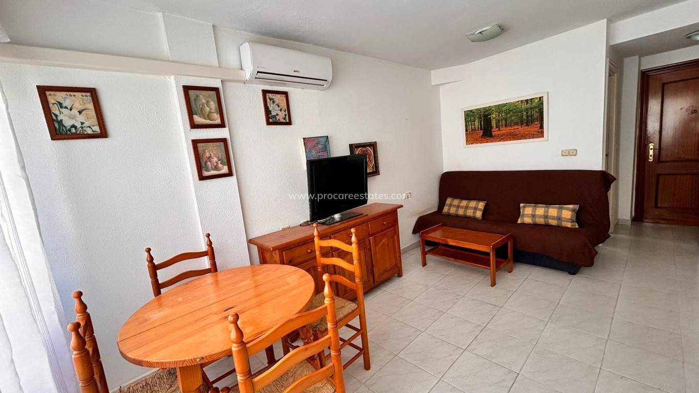 Resale - Apartment - Torrevieja - Torrevieja Center