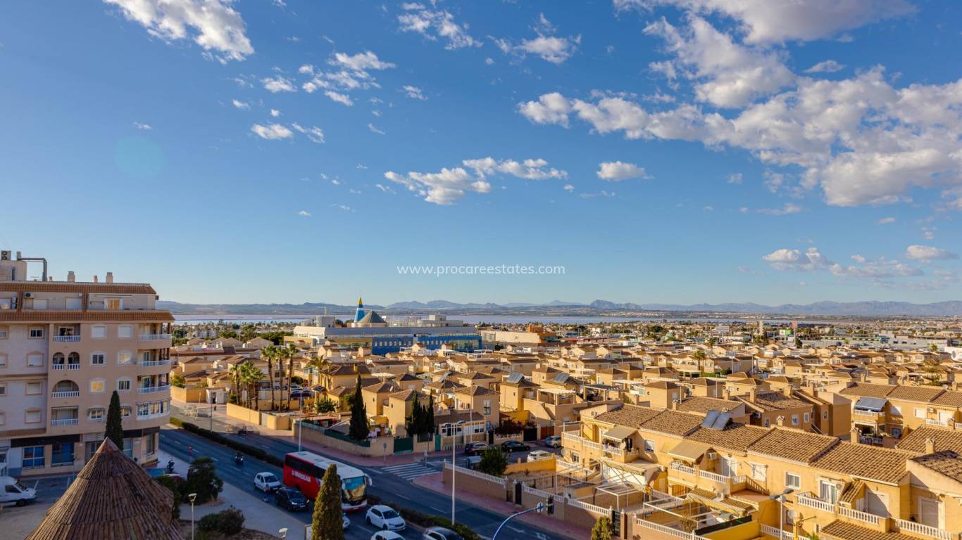 Resale - Apartment - Torrevieja - Torrevieja Center