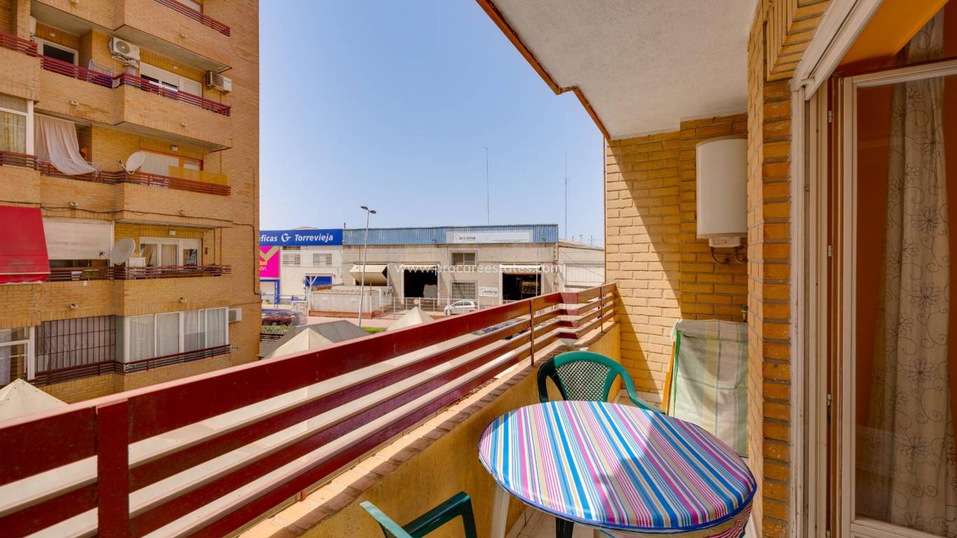 Resale - Apartment - Torrevieja - Torrevieja Center